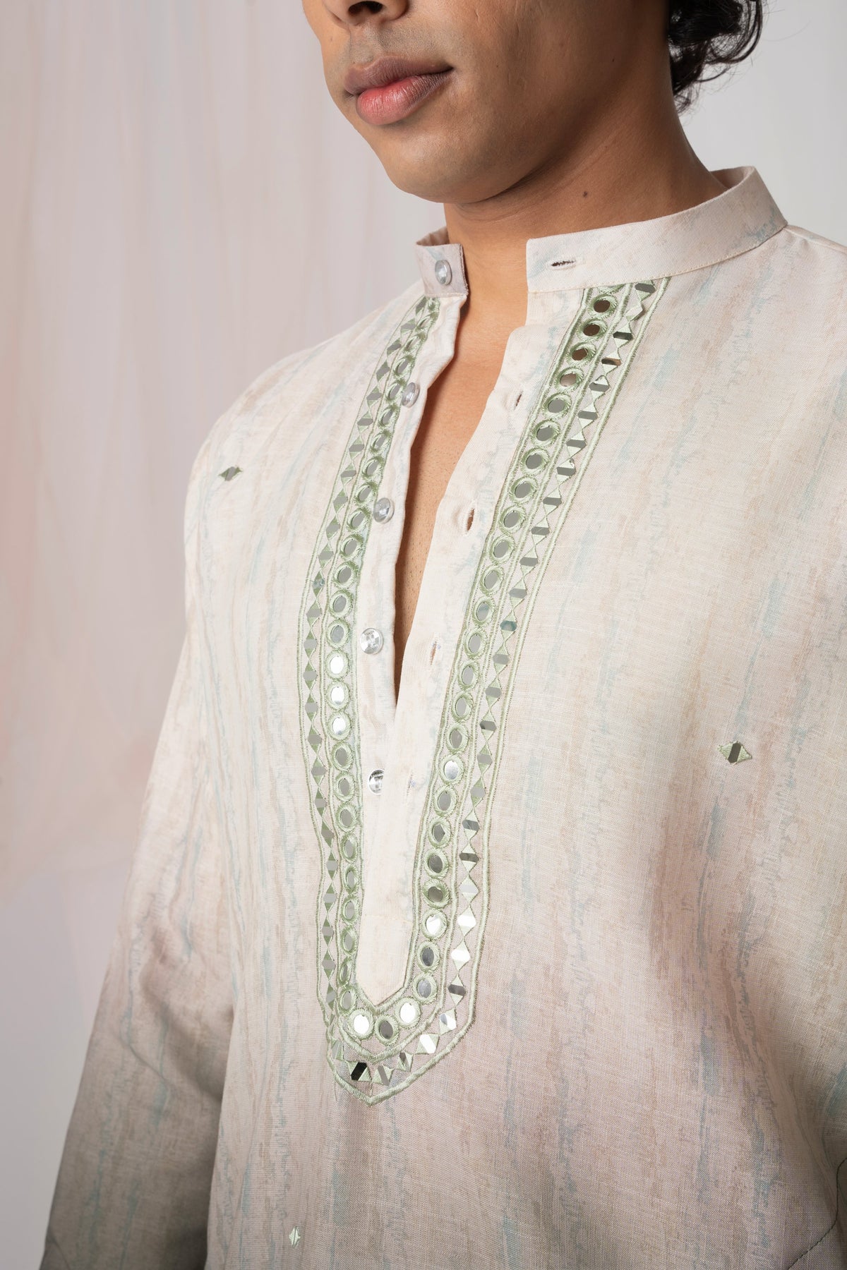 Heena Green Digital Embroidery Kurta For Men